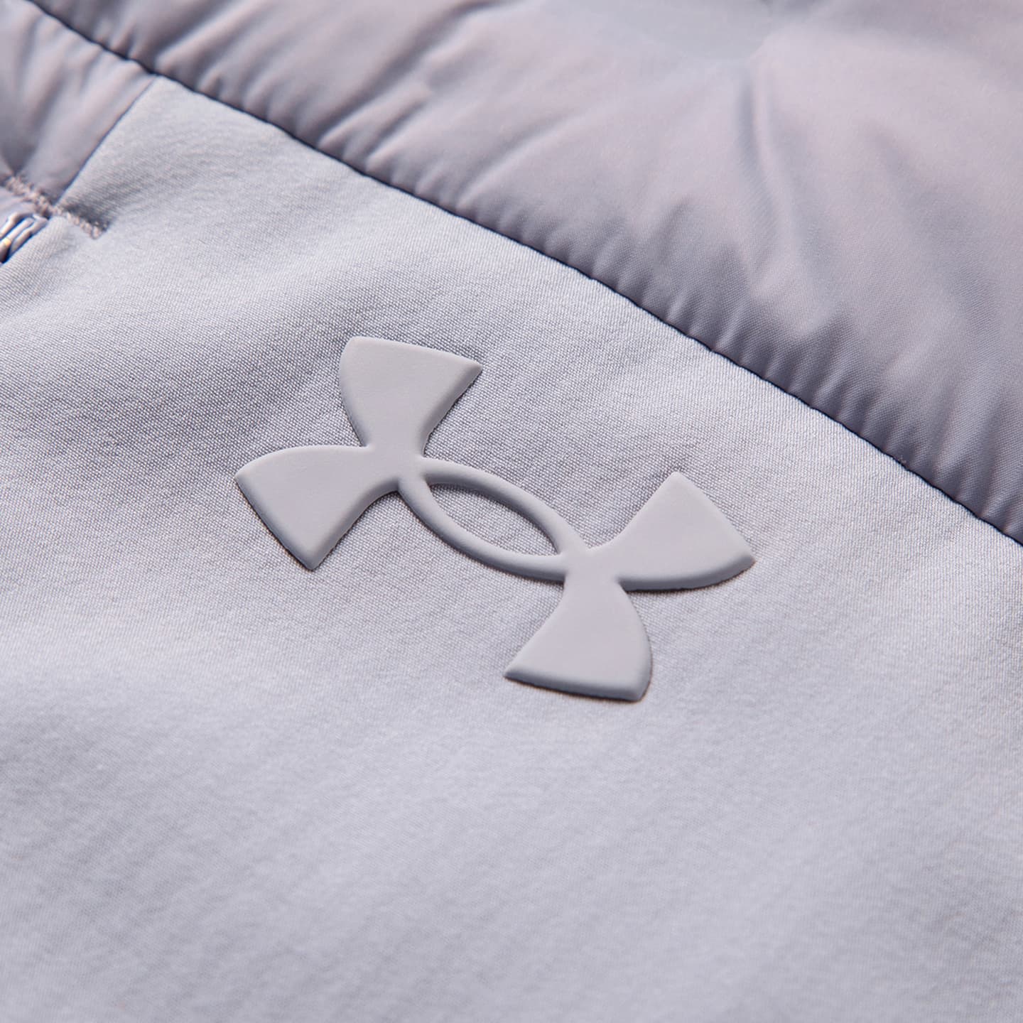 Женские жилеты Under Armour - изображение 4