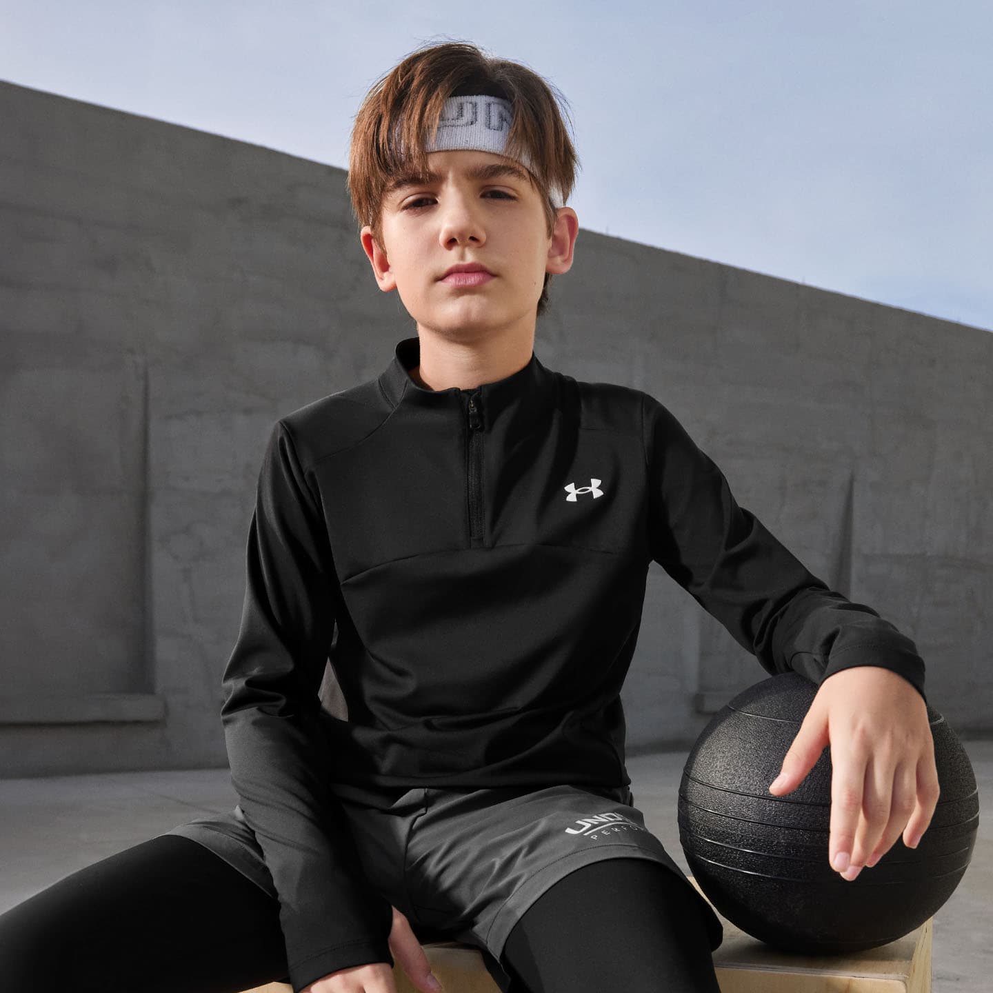 Under Armour Черные Школьные Топы - изображение 3