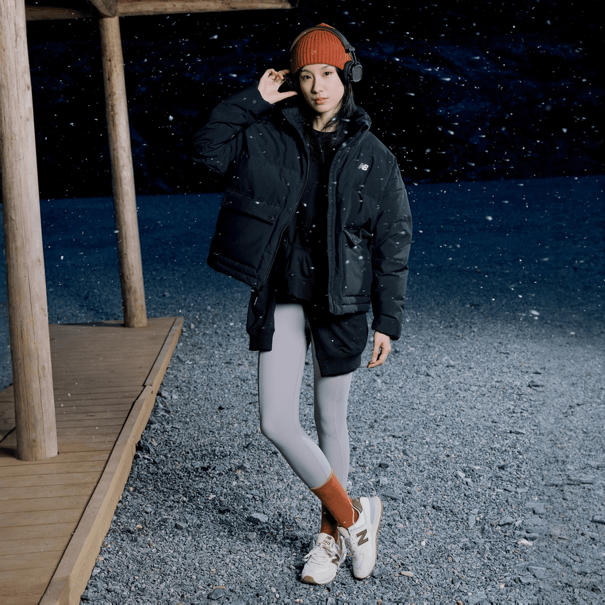Пуховик New Balance Пуховик Женский - изображение 3