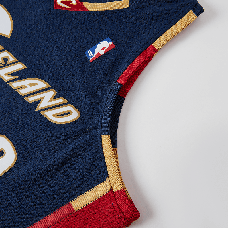 Баскетбольная майка Mitchell Ness VNBA SW 08-09 23 - изображение 3