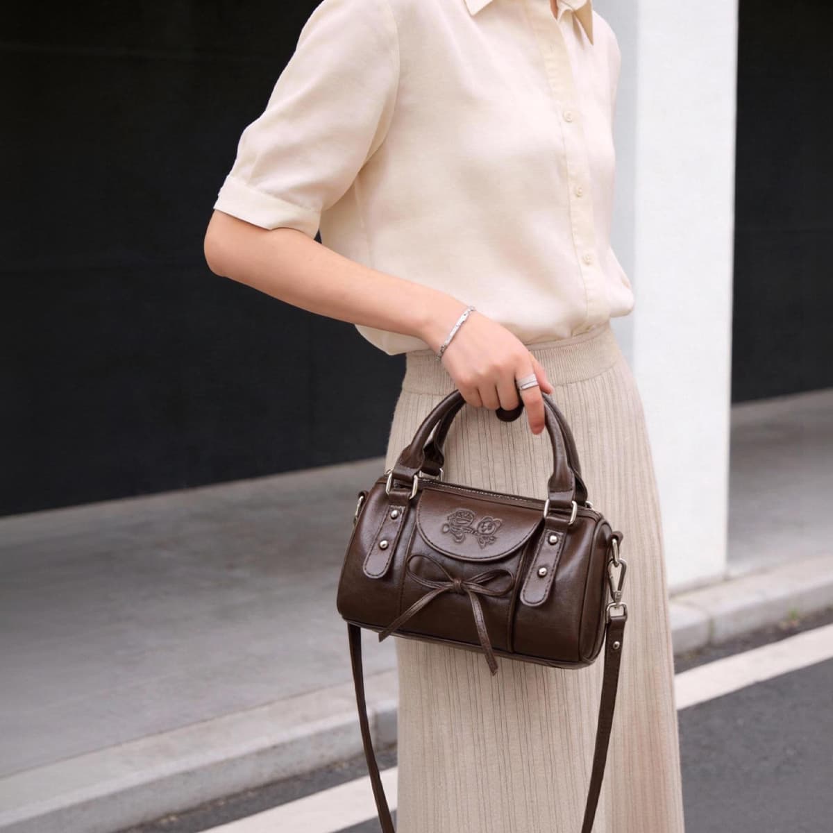 Сумка DoraemonA Artificial Leather One Shoulder Bag Женская Кофейно-Коричневая Белая - изображение 13
