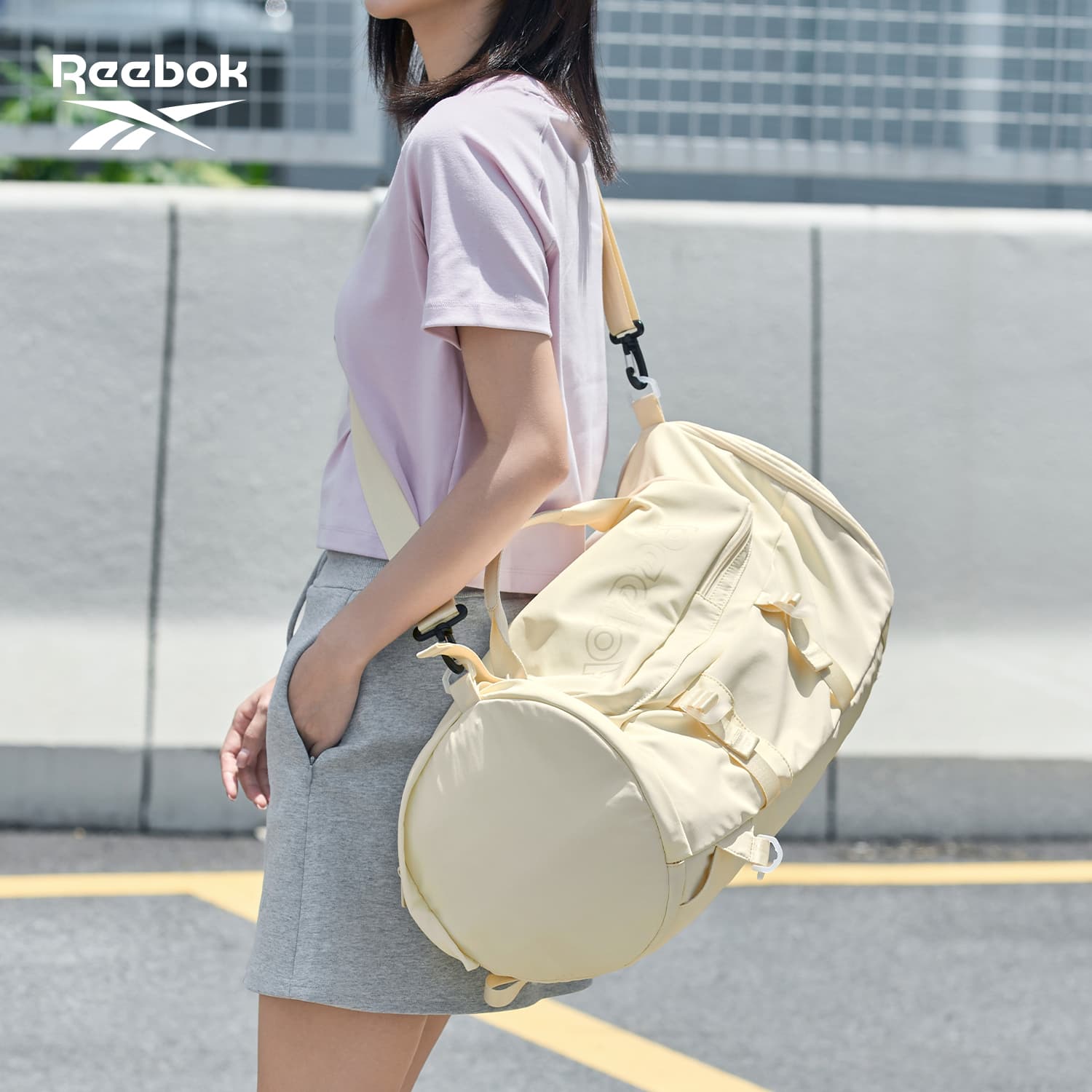 Спортивная сумка REEBOK Ткань Спортивные Сумки Унисекс Кремово-Белый Светло-Розовый - изображение 2