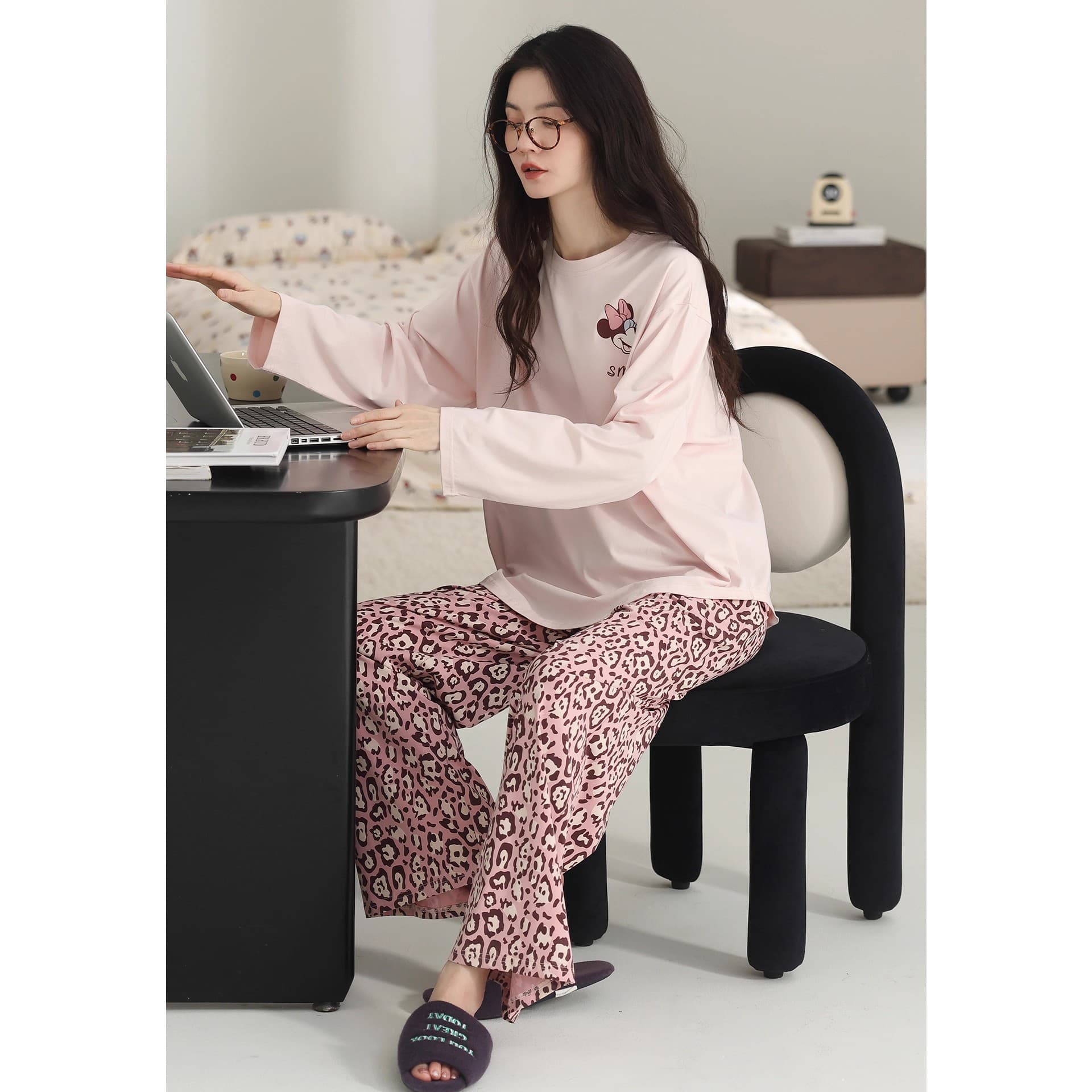 Пижама Disney DSN68025 Женские Пижамные Комплекты - изображение 3