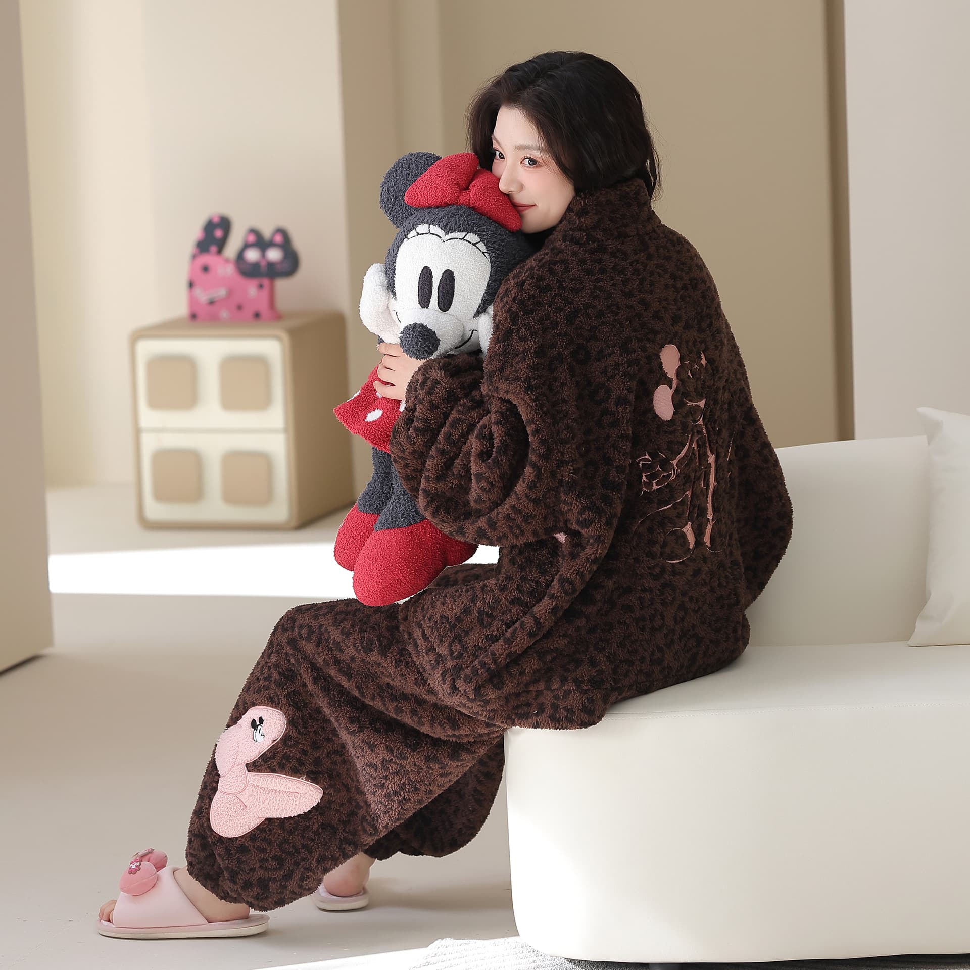 Пижама Disney Mickey Mouse Пижамный комплект "Magical Colors" Женский - изображение 3