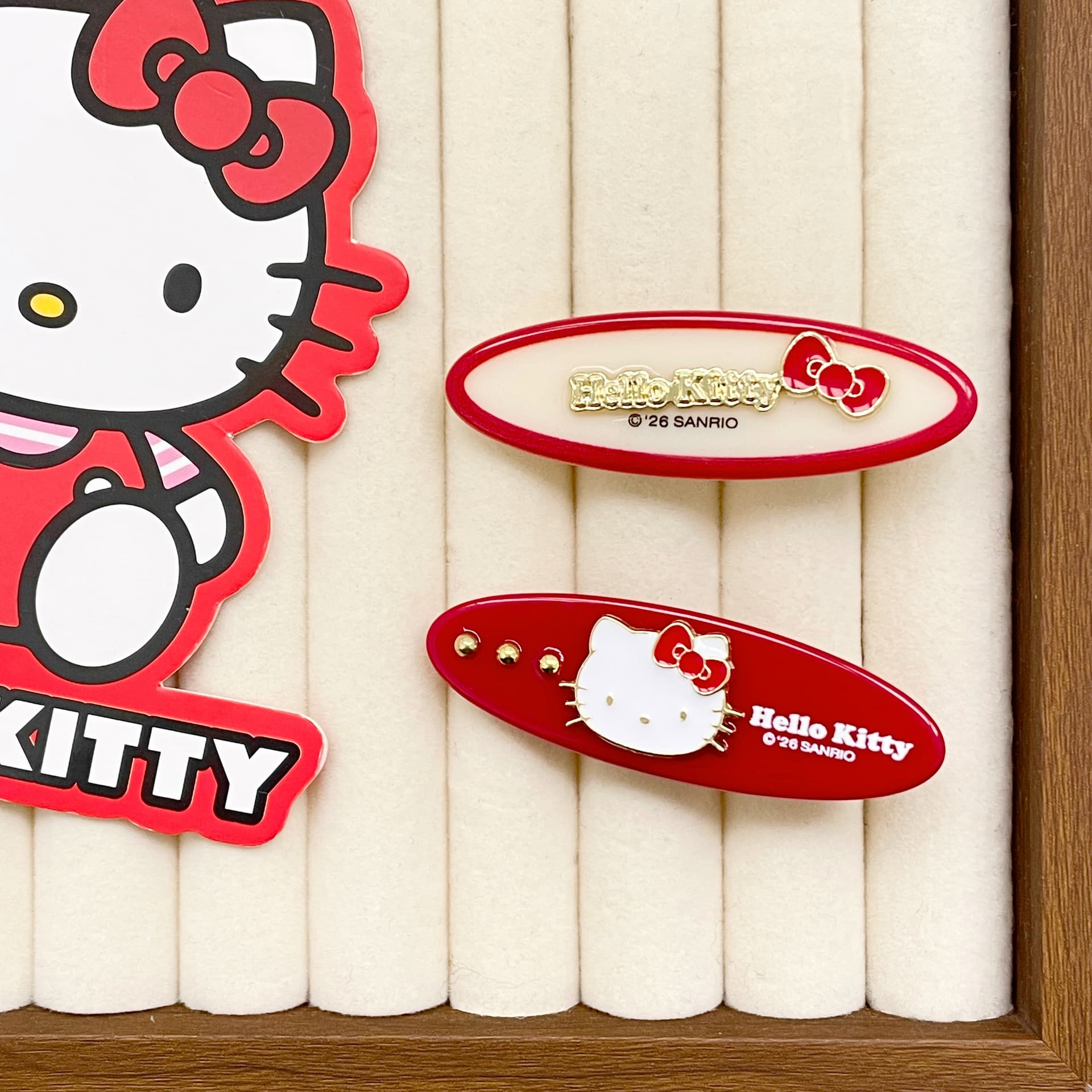Заколка Sanrio Хелло Китти Красный белый Мультяшный рисунок Освежающий Привлекательный Заколка для волос Акрил Сплав Женский - изображение 4