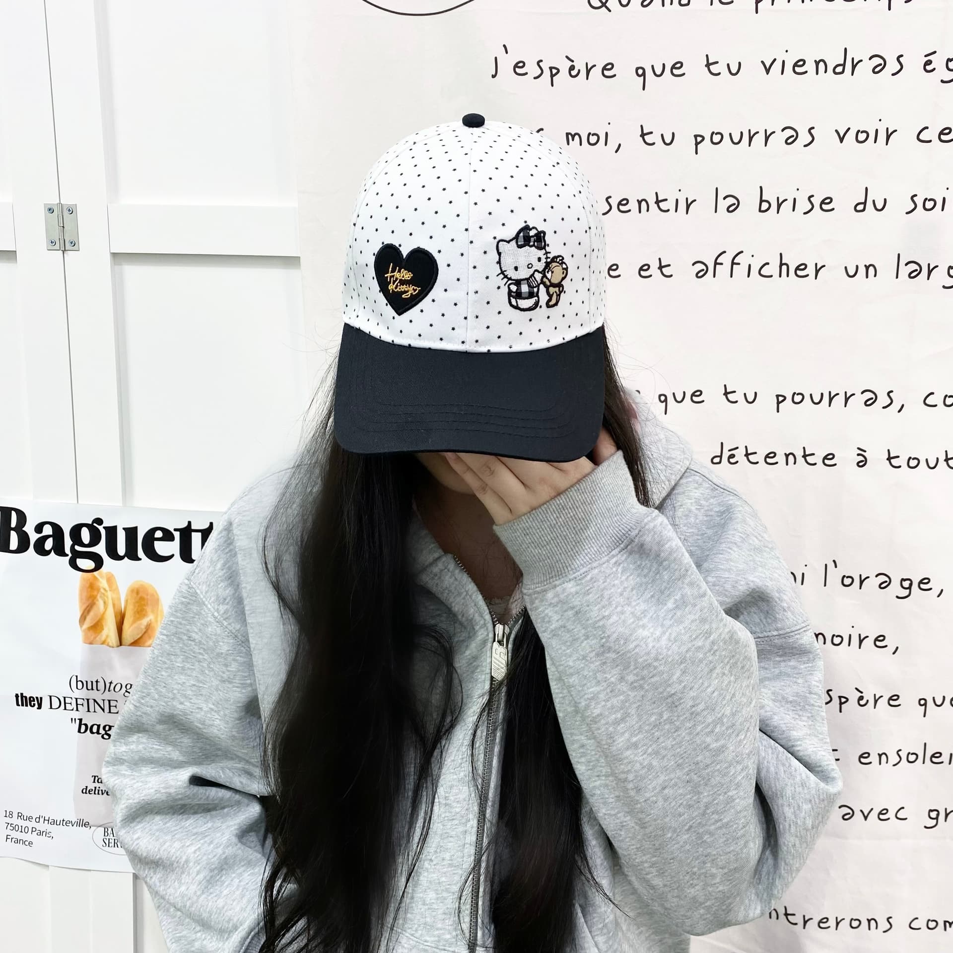 Кепка Sanrio x Хелло Китти Очаровательная бейсболка унисекс с вышивкой в горошек и звездами, защита от солнца и УФ-лучей, 100% хлопок, привлекательный дизайн - изображение 2