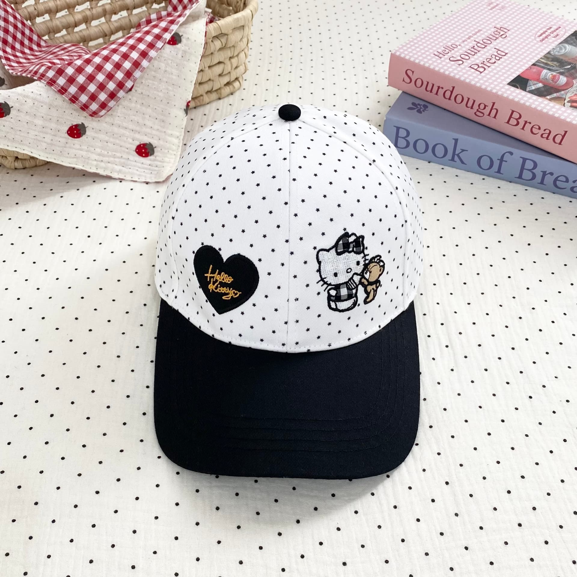Кепка Sanrio x Хелло Китти Очаровательная бейсболка унисекс с вышивкой в горошек и звездами, защита от солнца и УФ-лучей, 100% хлопок, привлекательный дизайн - изображение 6
