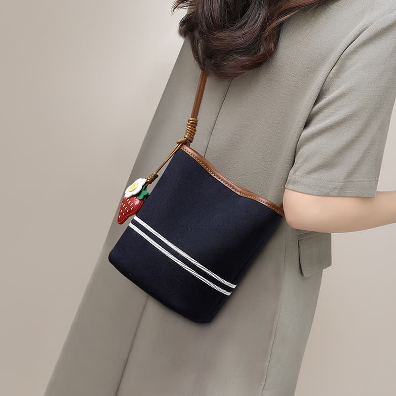 Сумка через плечо VINEY Crossbody сумка Джинсовый синий (Брелок включен) Женская - изображение 3