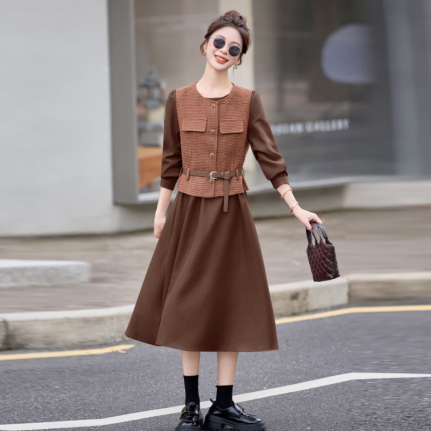 KAISER Slim Fit Vest & Skirt Set with Textured Check Pattern, Elegant Womens Outfit - изображение 2
