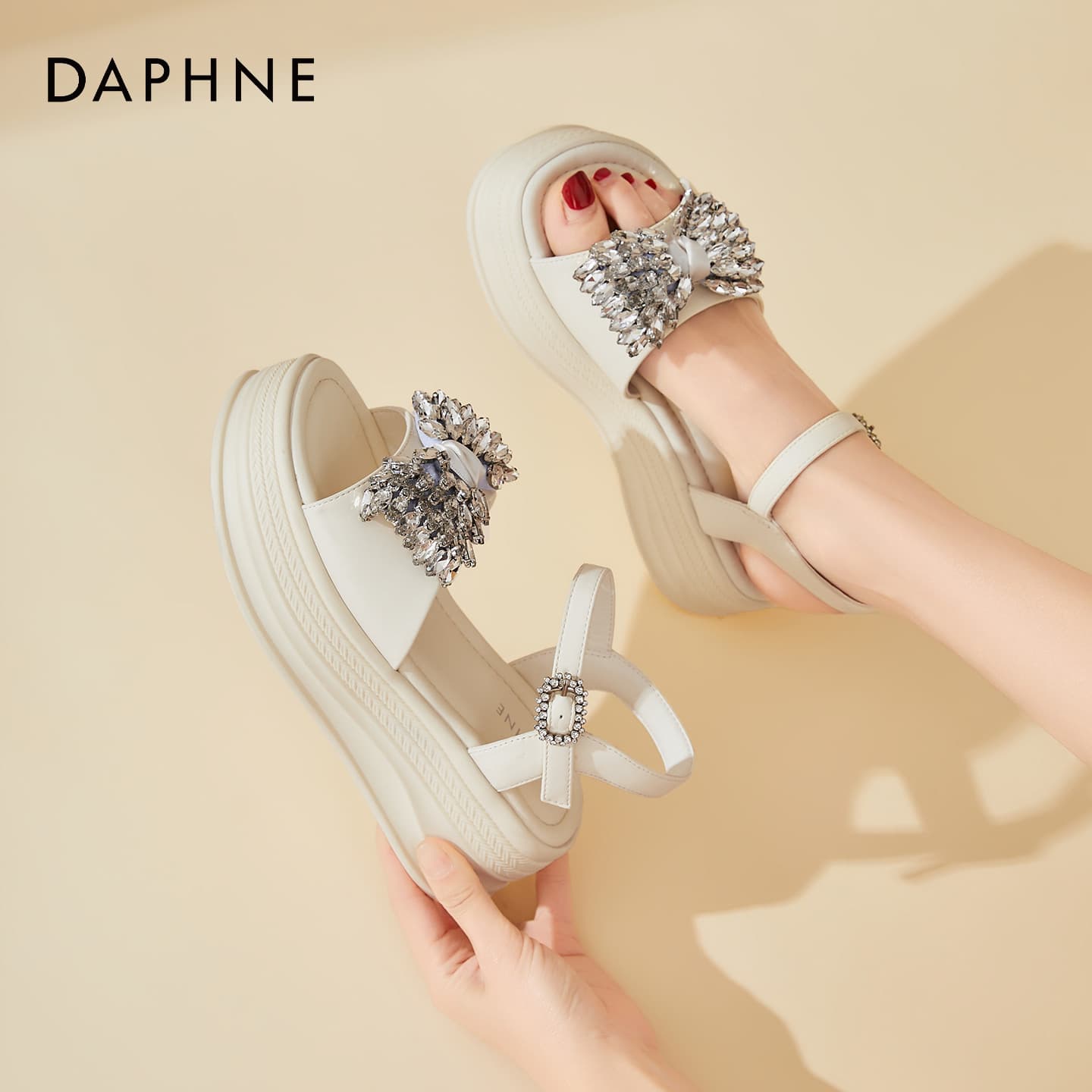 Шлёпанцы Daphne one Шнурованные Сандалии Женские - изображение 3