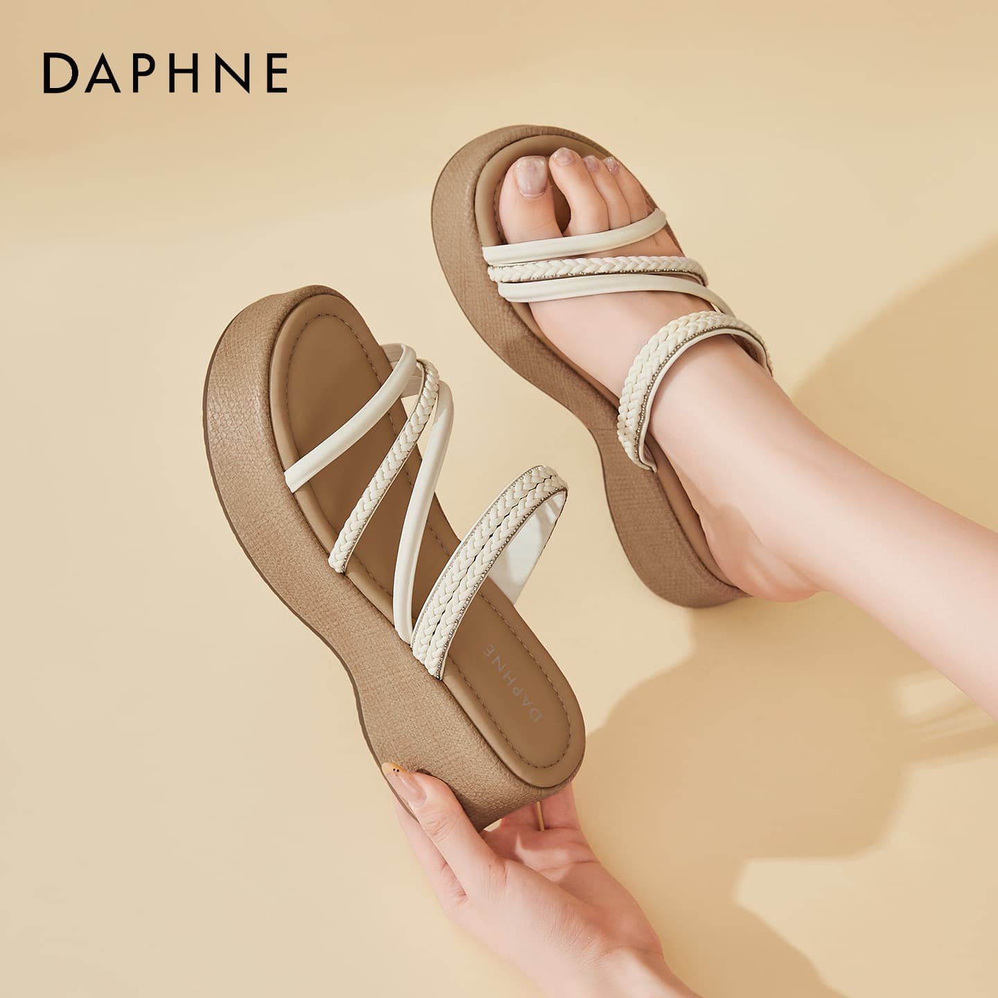 Сандалии DAPHNE One Шнуровка Тапочки Женские - изображение 5