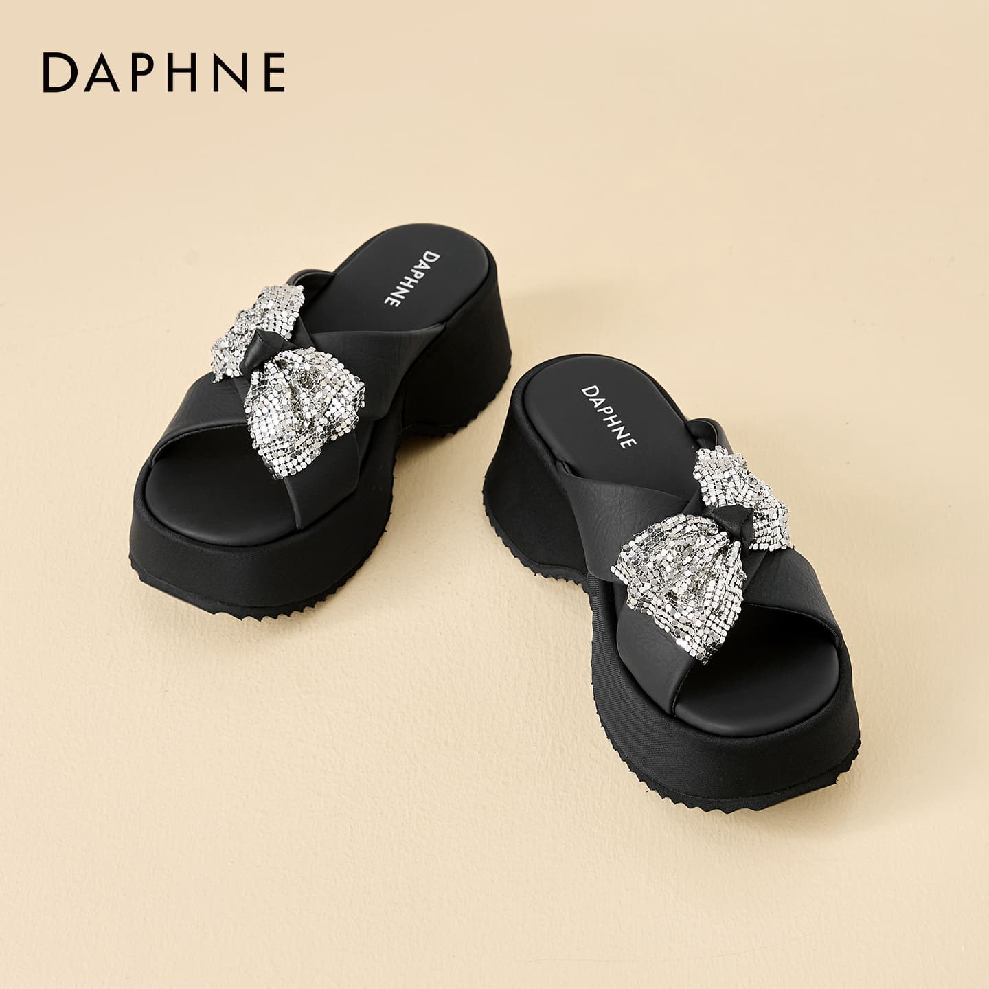 Сандалии Daphne Шлепанцы Женские - изображение 5