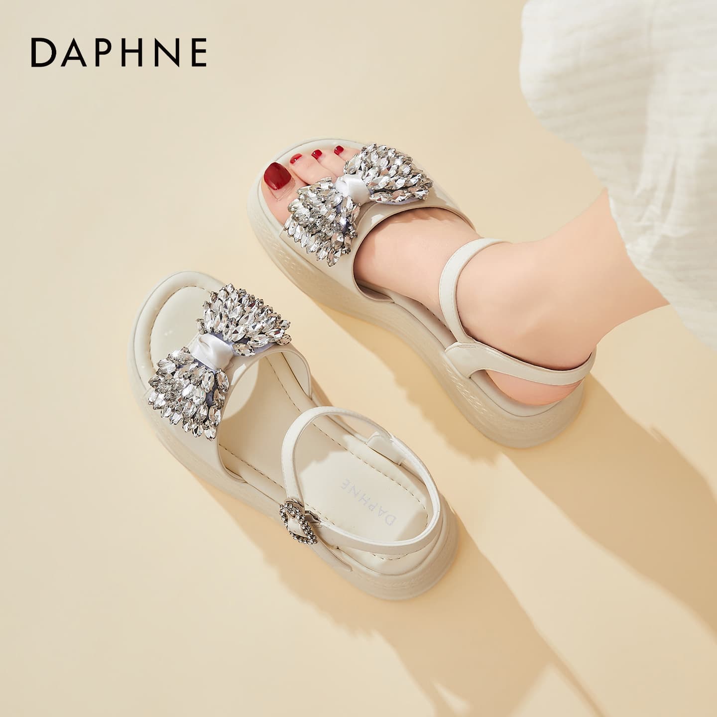 Шлёпанцы Daphne one Шнурованные Сандалии Женские - изображение 4