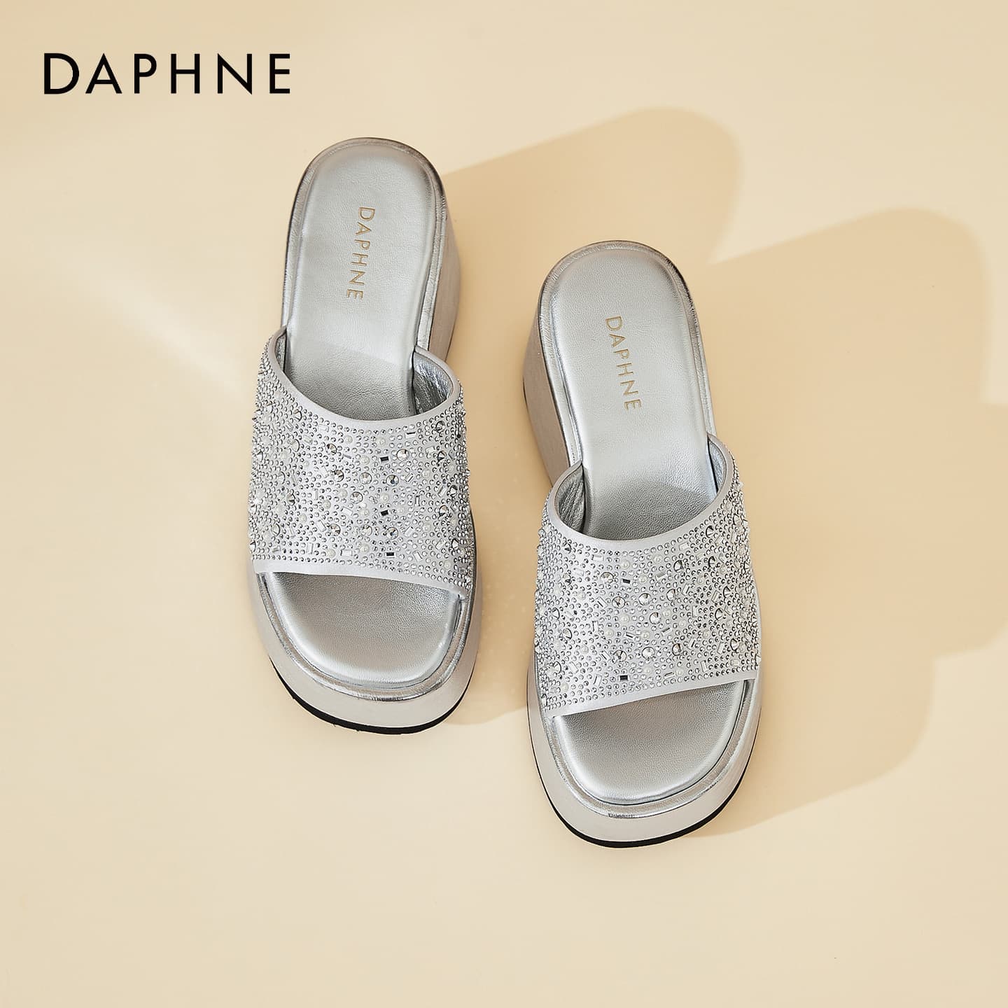 Сандалии Daphne Шлепанцы Женские - изображение 6