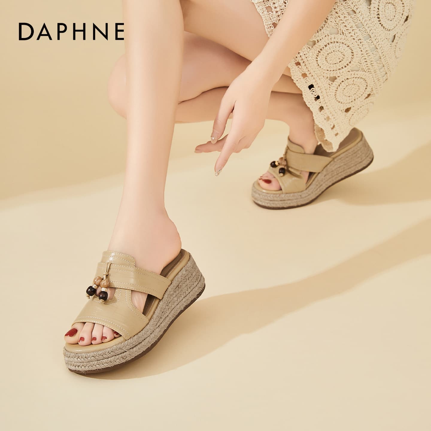 Сандалии Daphne one Шнуровые Тапочки Женские - изображение 5