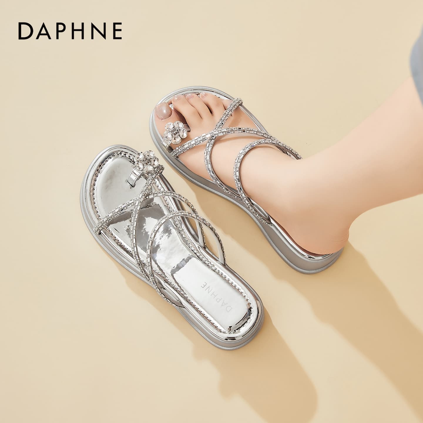 Шлёпанцы DAPHNE Шлепанцы Женские - изображение 2