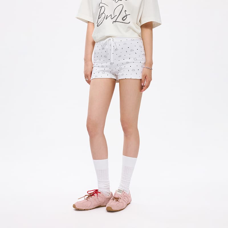 Шорты BONELESS Cut No-Seam Ecru Women's Casual Shorts BONELESS Cut Безшовные Экрю Женские Повседневные Шорты - изображение 5