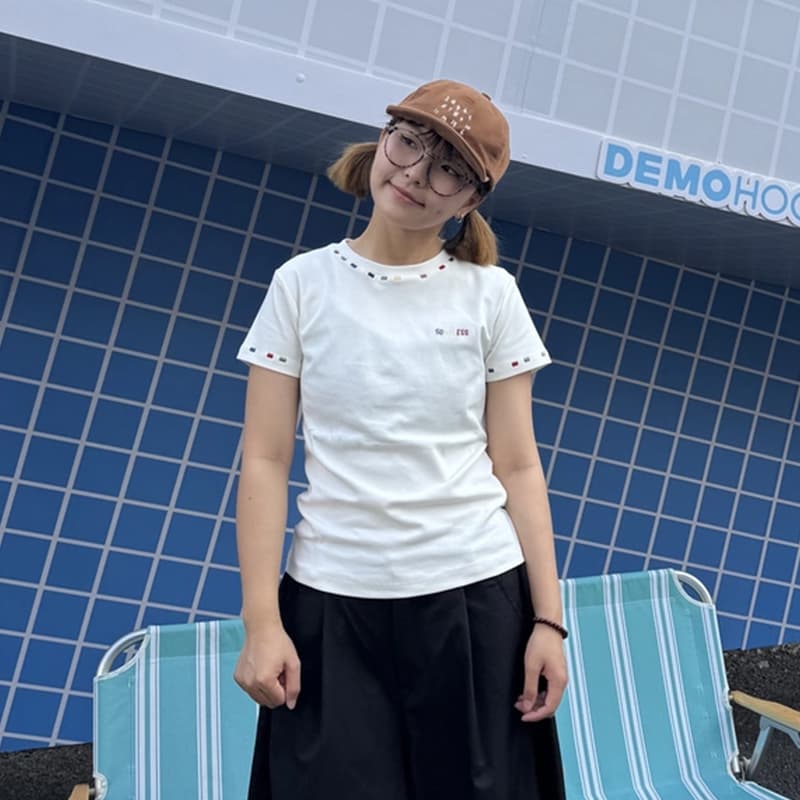Футболка BONELESS Cut White Women's T-Shirts - изображение 4