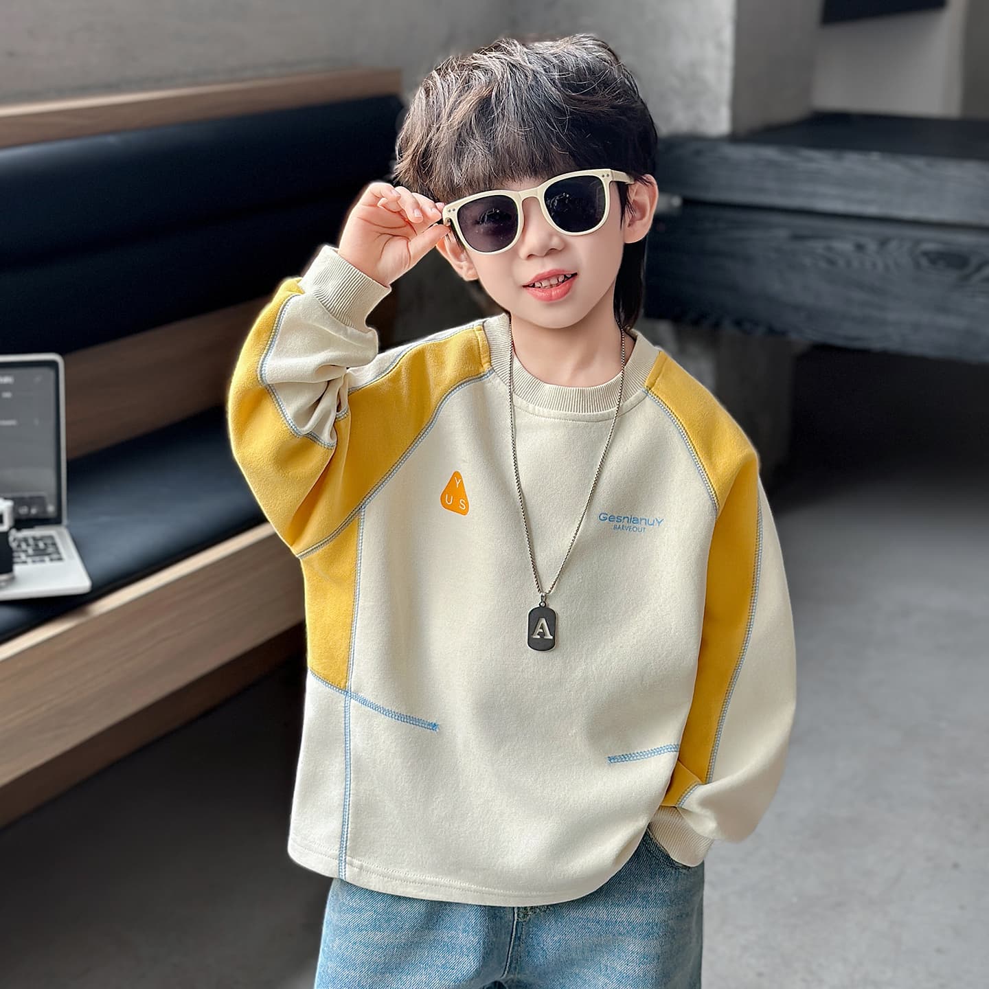Кофта SHIBU 26502 Простая линия Лоскутный принт Свитшот Модель Абрикос Kids Толстовки - изображение 3