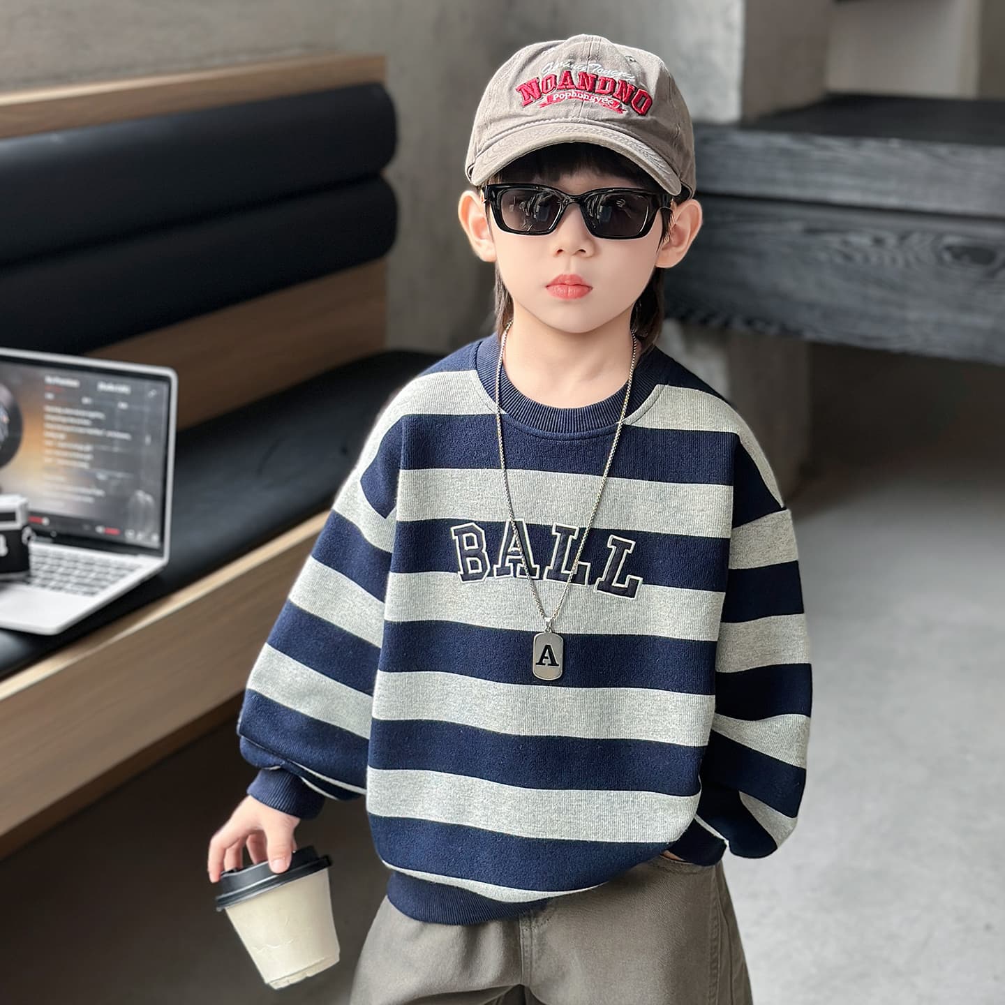 Кофта SHIBU 26557 Полосы Вышивка Свитшот Модель Темно-синий Kids Толстовки - изображение 5