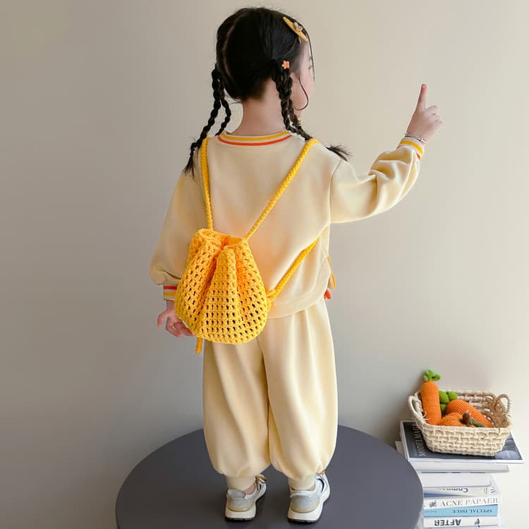 BOBBY ABLEY Бежево-желтый Kids Повседневные спортивные костюмы Наборы - изображение 2
