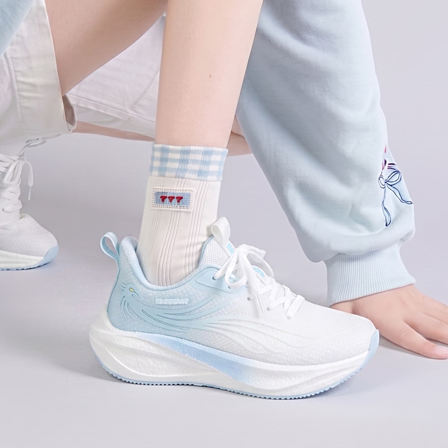 Кроссовки для бега Кроссовки Warrior Low Top Женские - изображение 6