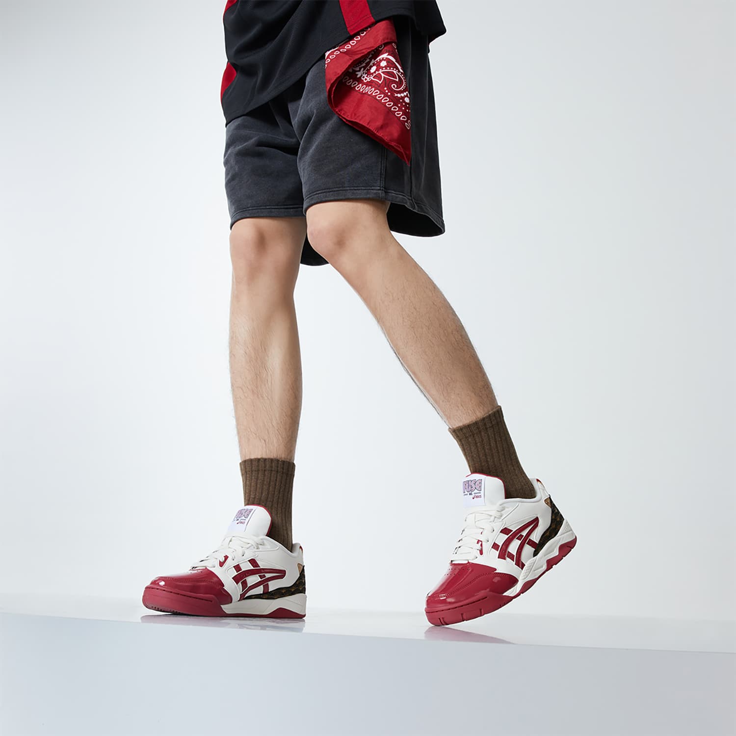 Ретро баскетбольные кроссовки Asics Gel-Fuse New Year Burgundy - изображение 11