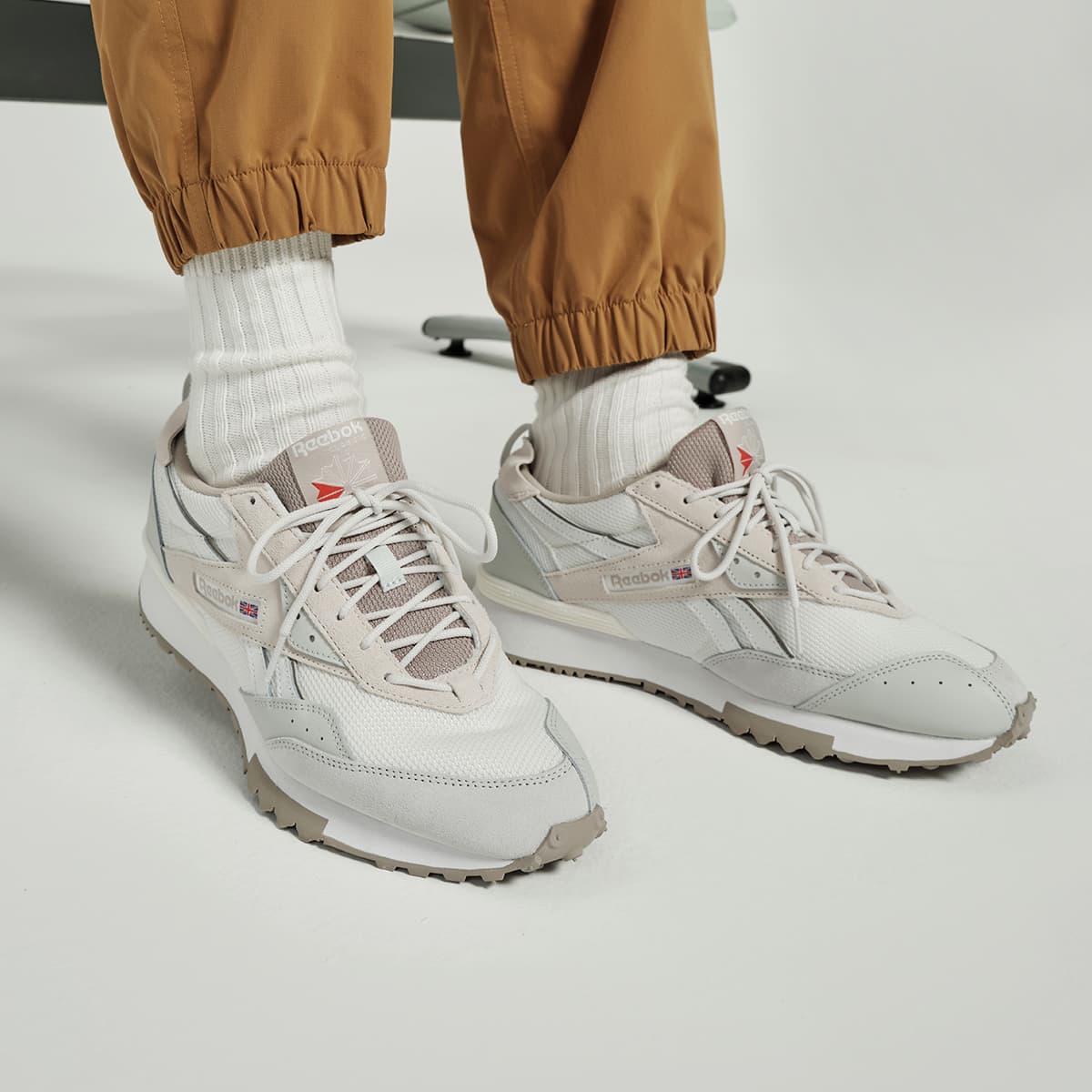 Кроссовки для бега Reebok LX2200 - изображение 4