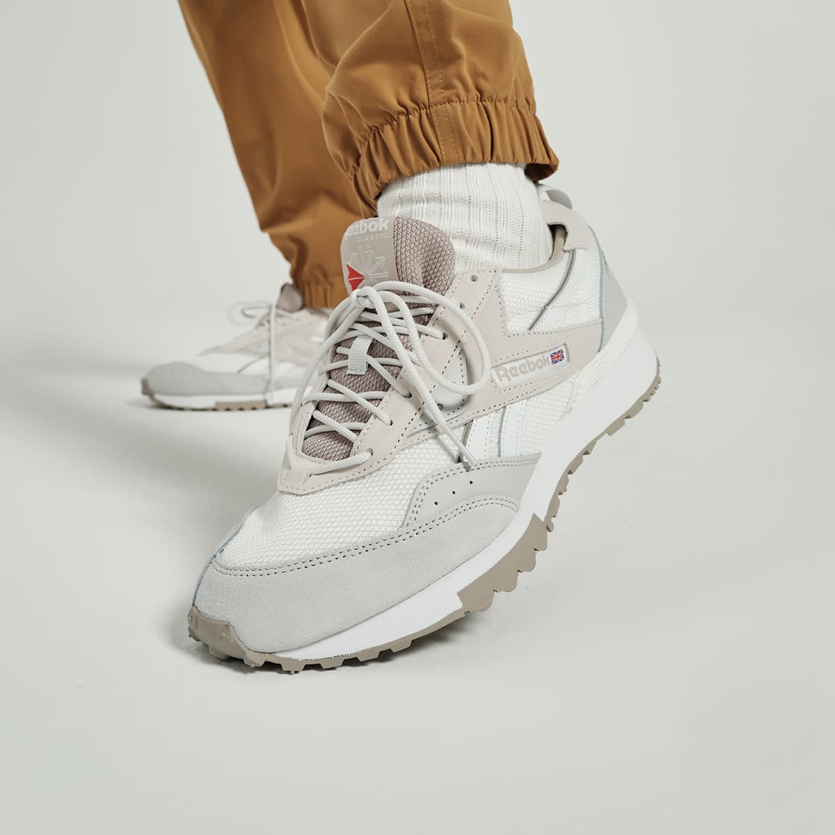 Кроссовки для бега Reebok LX2200 - изображение 6