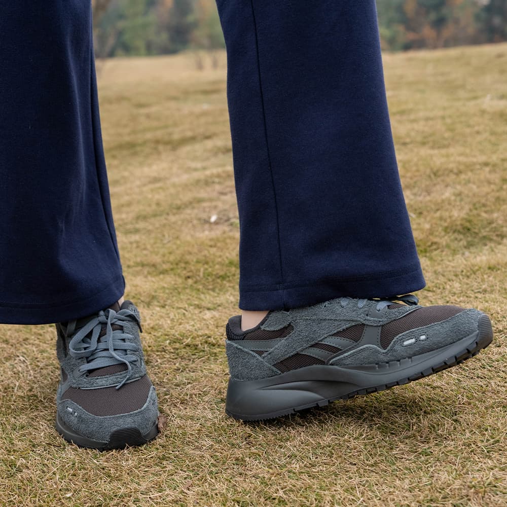 Кроссовки для бега REEBOK Classic Leather Low Кроссовки для бега Унисекс Черные - изображение 8