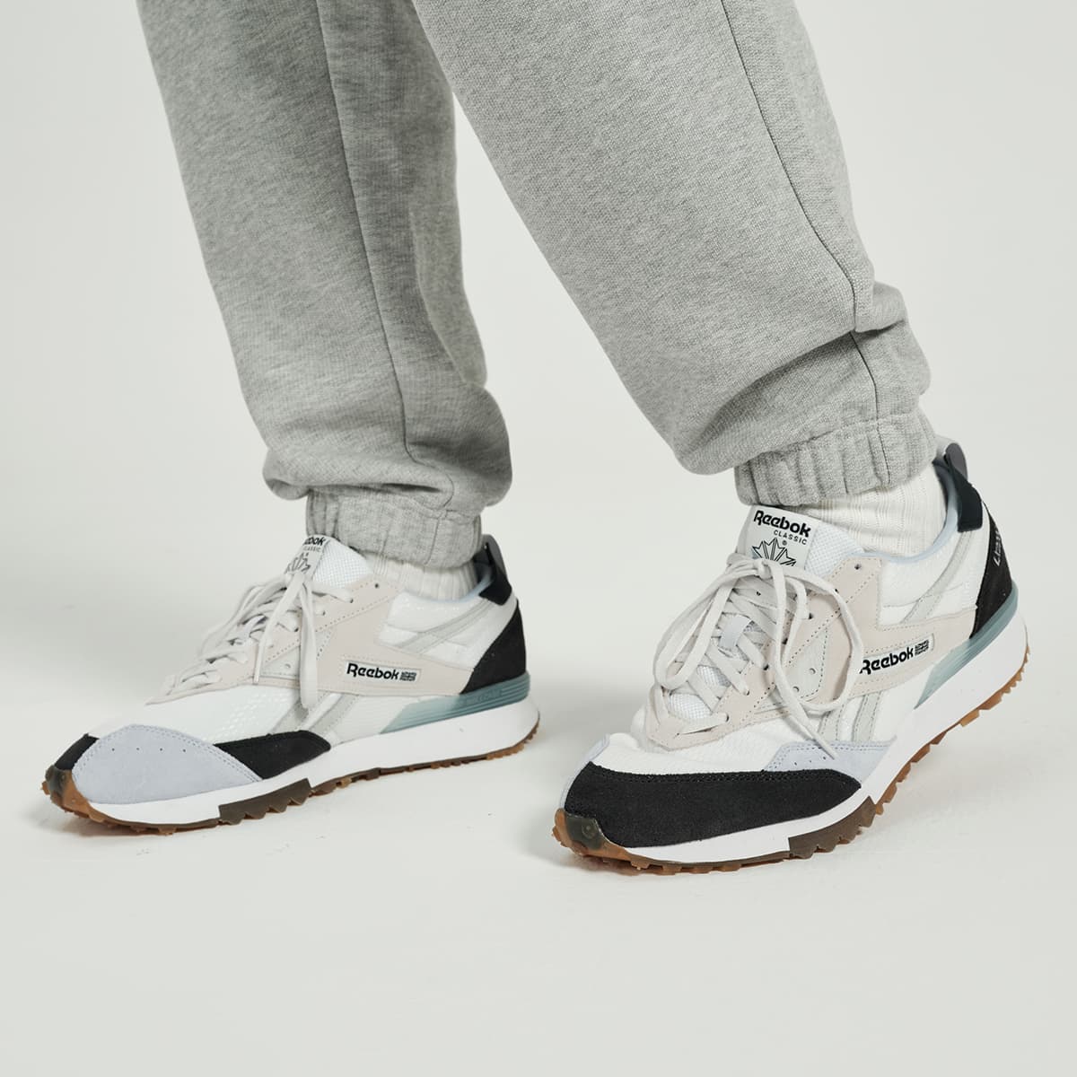 Кроссовки для бега Reebok LX2200 - изображение 6