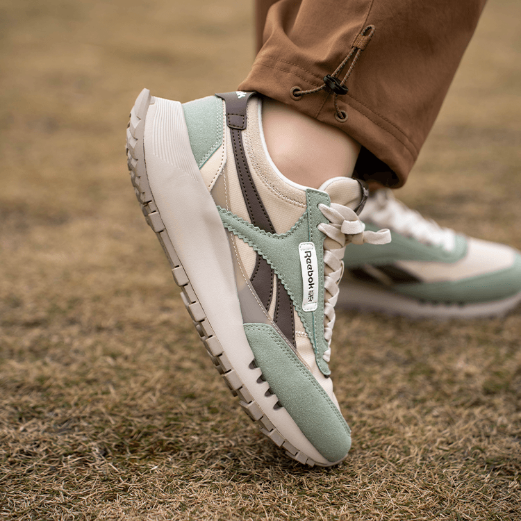 Кроссовки для бега REEBOK CL LEGACY W+ Низкие беговые кроссовки унисекс бежево-зеленые - изображение 6