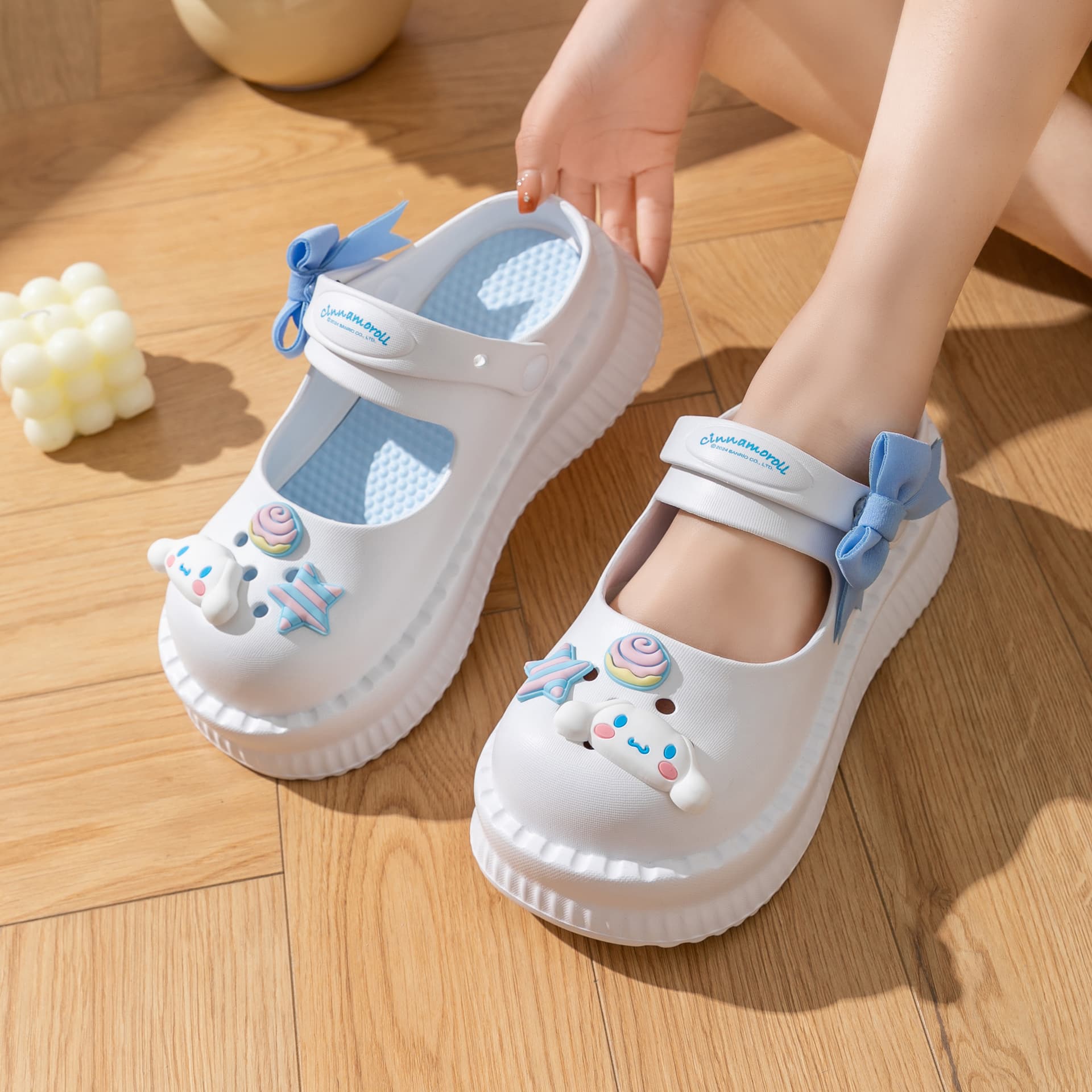 Сандалии Sanrio - изображение 2