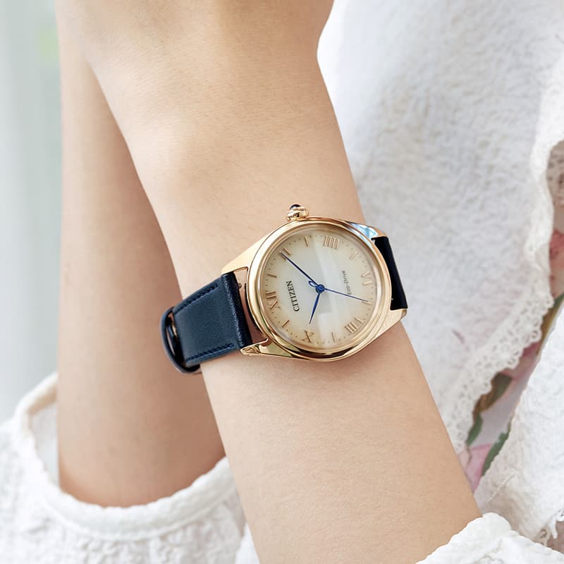 Часы Citizen Eco-Drive Women's Yellow Dial - изображение 6