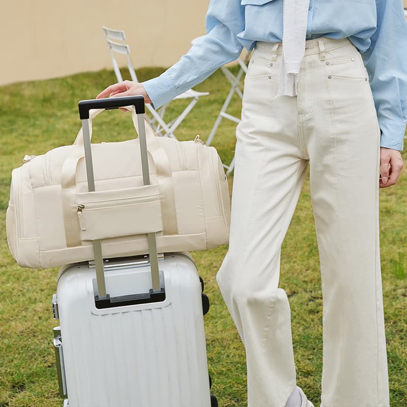 Спортивная сумка Victoria Traveler - изображение 8