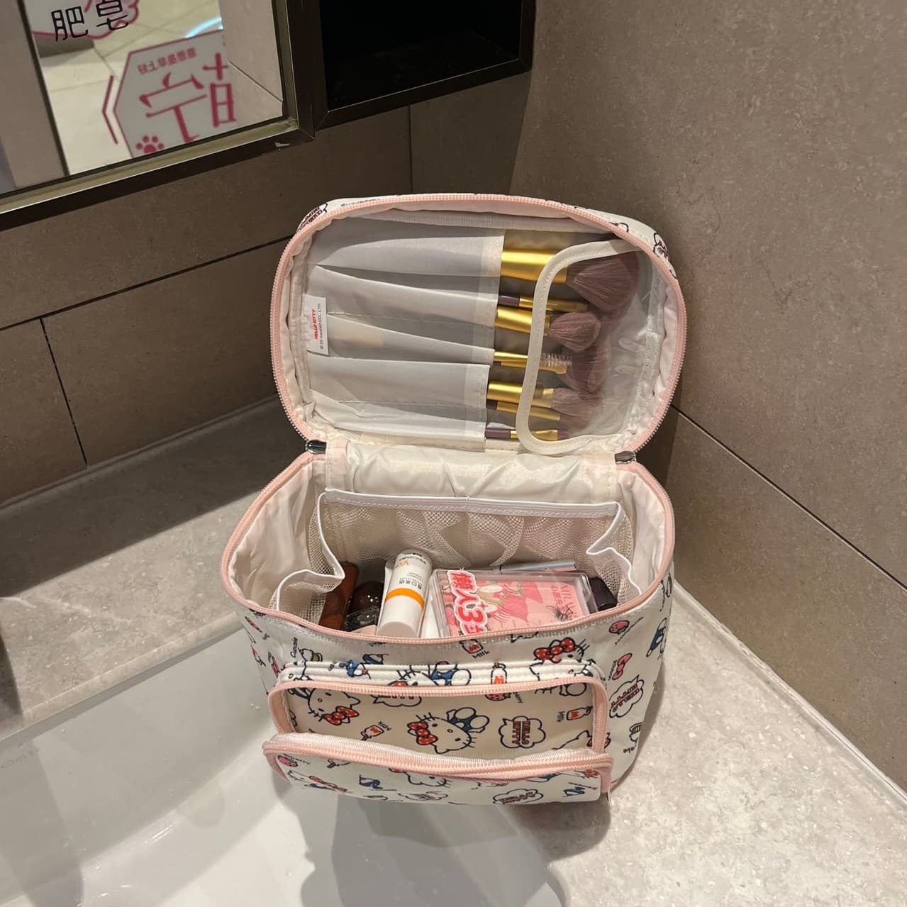 Sanrio Hello Kitty Холст Трёхмерная Структура Туалетная Сумка Дорожные Органайзеры Унисекс Синий Белый - изображение 5