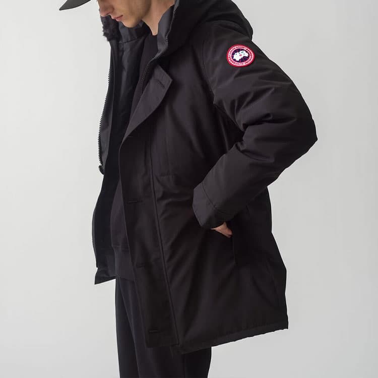Зимняя куртка Canada Goose - изображение 7