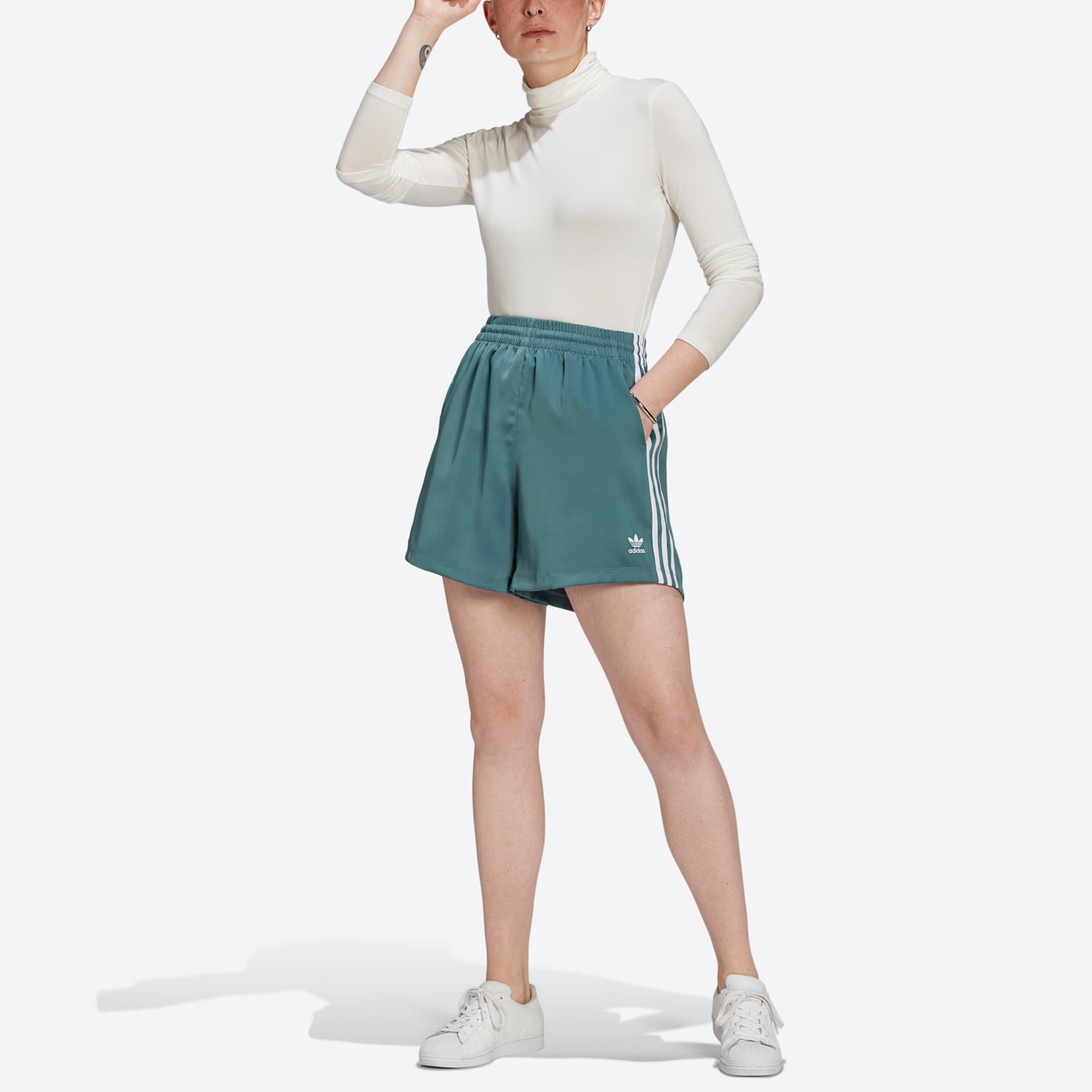 Шорты adidas Originals Satin Shorts Green - изображение 4
