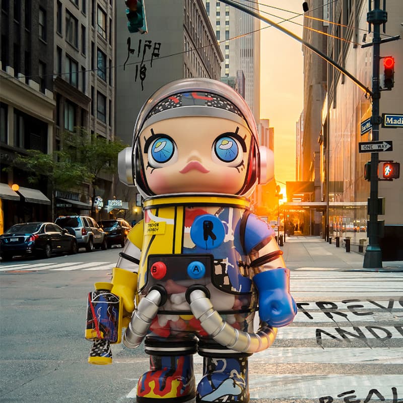 Фигурка POP MART Molly MEGA SPACE Trevor Andrew 1000 70cm - изображение 5