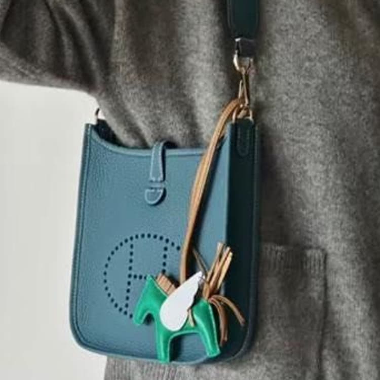 Сумка через плечо HERMES Evelyne 16 Clemence D2 NEW BLEU JEAN - изображение 7