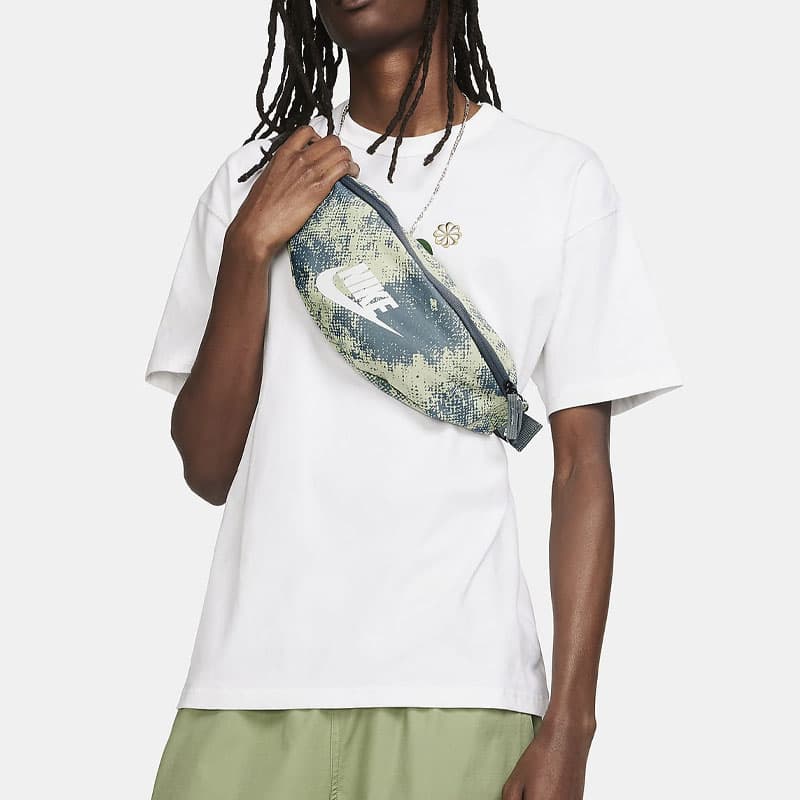 Поясная сумка Nike Heritage Logo - изображение 5