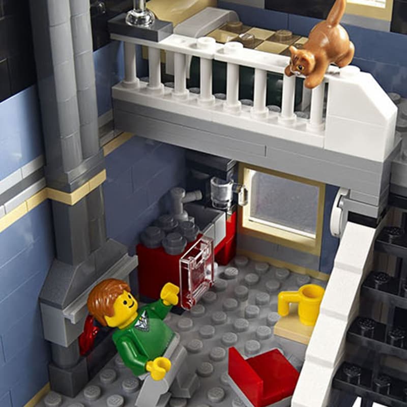 Конструктор LEGO Creator 10218 - изображение 5