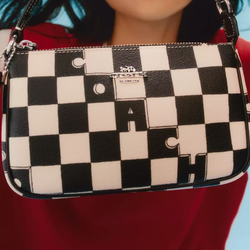 Мини-сумка COACH Nolita 19 - изображение 4