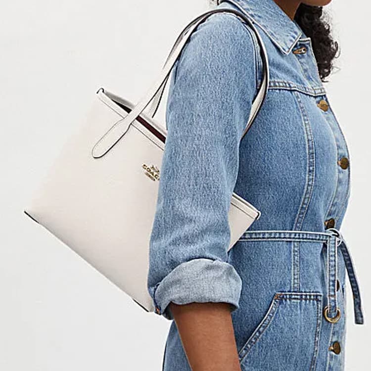 Мини-сумка COACH City 23 Chalk White - изображение 4