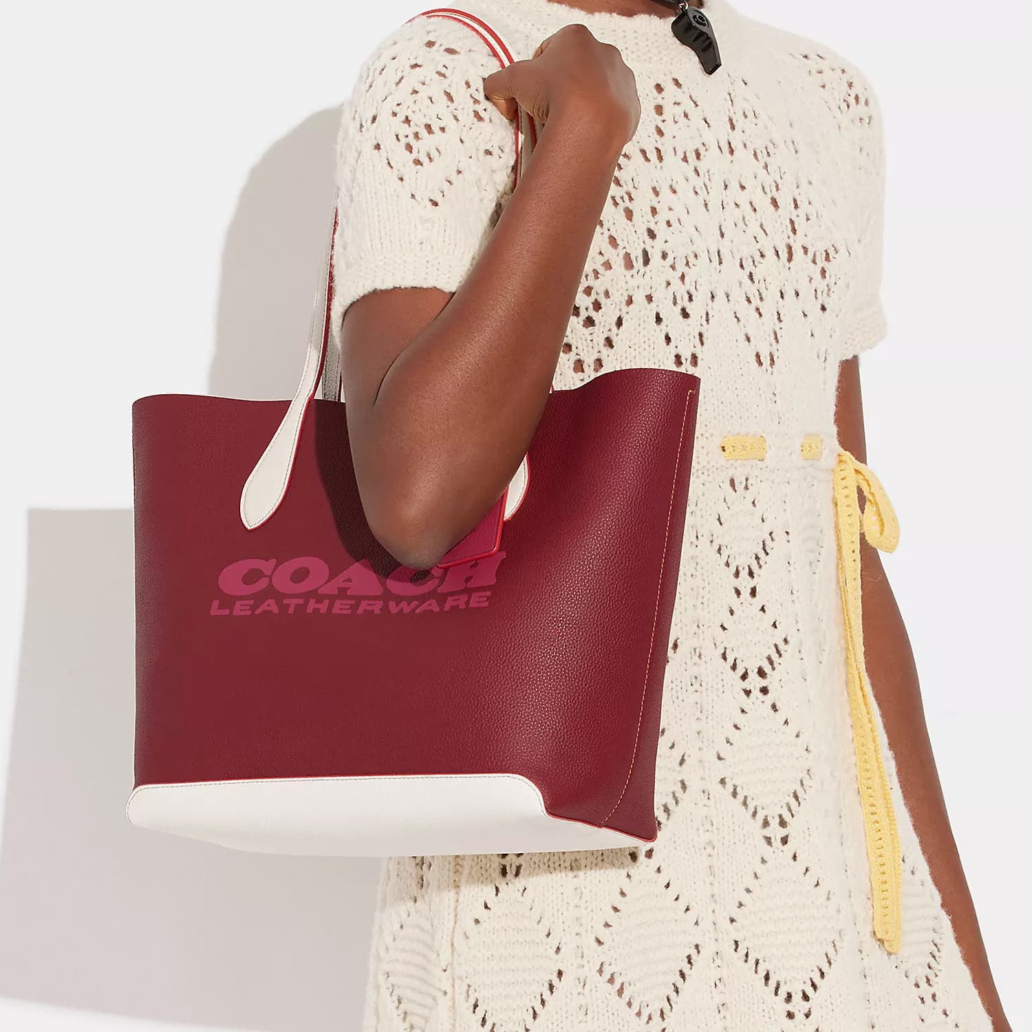 Мини-сумка COACH Kia 31 Tote - изображение 5