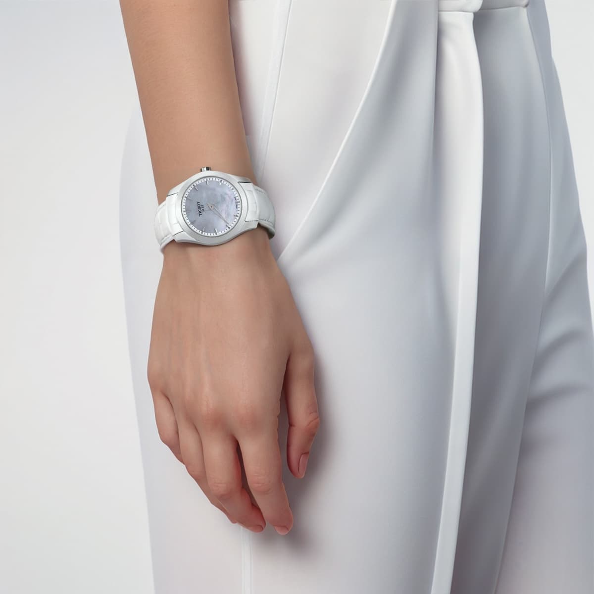 Часы Tissot Couturier Quartz 33mm Grey - изображение 7