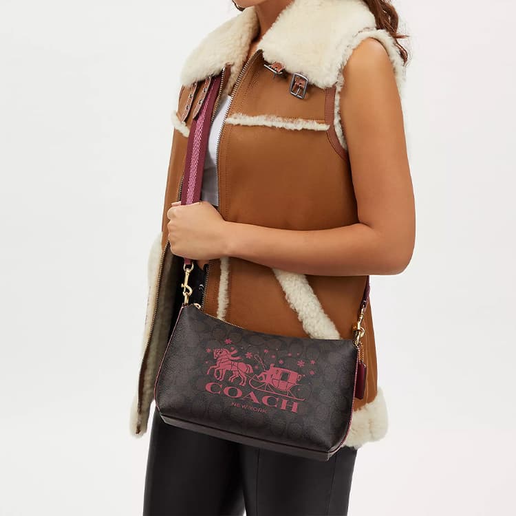 Мини-сумка COACH Clara 26 Logo - изображение 4