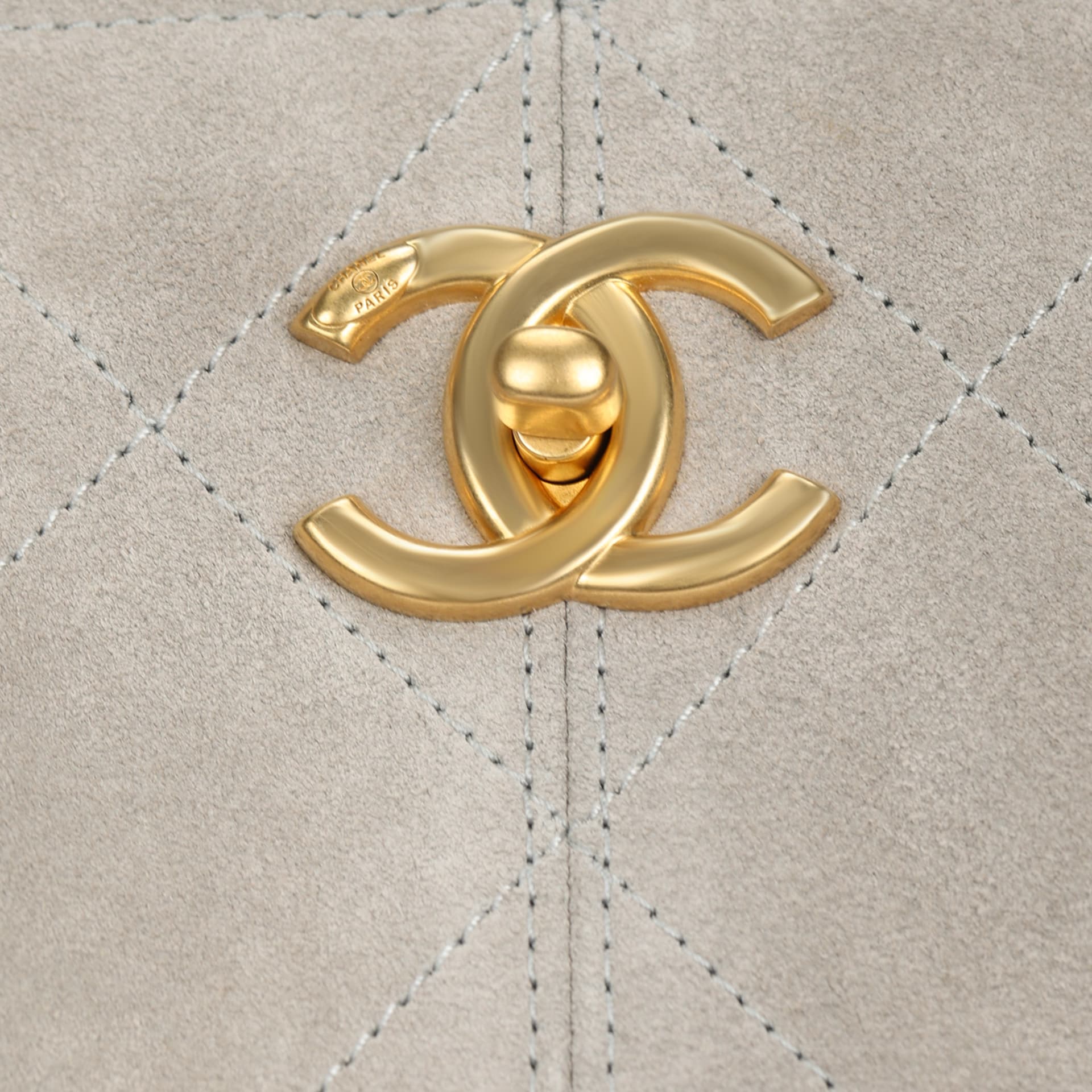 Сумка CHANEL 25A Logo - изображение 5