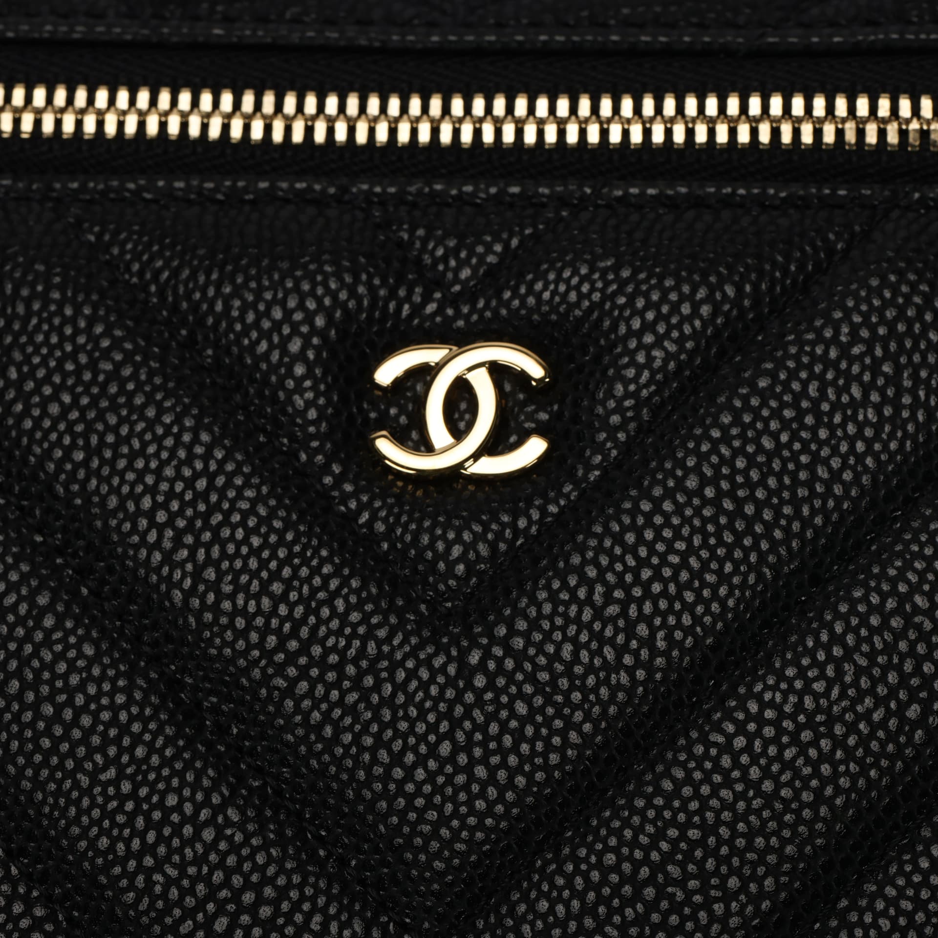 Сумка CHANEL 26S VANITY C Logo - изображение 5