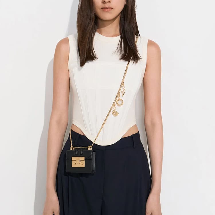 Сумка через плечо Charles & Keith Mini Crossbody Bag Black - изображение 5